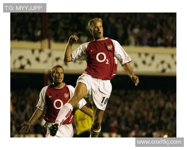 足球巨星影子融合为一体 打破常规展现无尽魅力