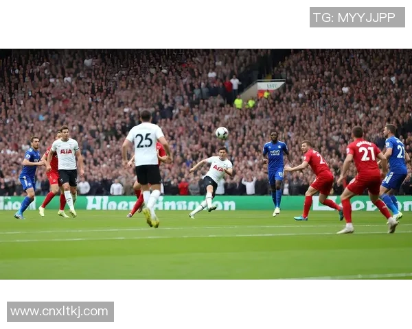 《球星足球3全新版本上线 热血竞技与策略对抗完美结合》